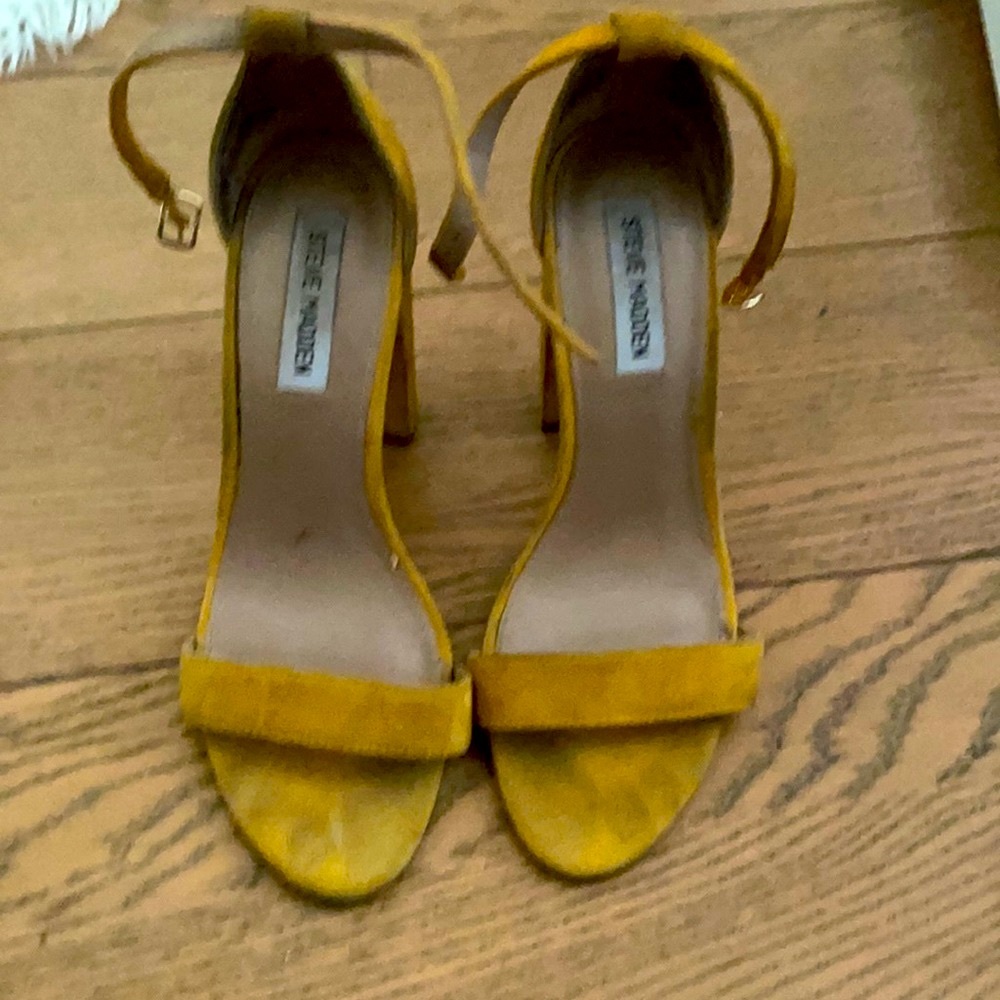 Used Steve Madden Heels Size 10